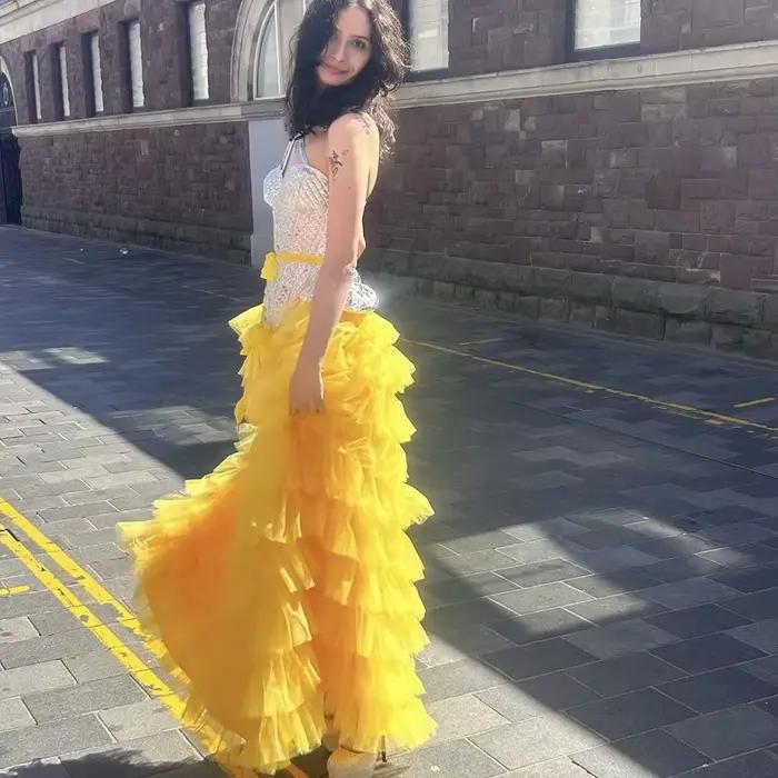 Jupe longue jaune à volants pour femme, jupe maxi à plusieurs niveaux, tenue de soirée sans haut