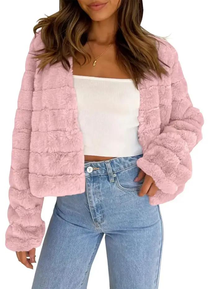 Veste courte en fausse fourrure pour femme, à manches longues, avec patte de boutonnage sur le devan