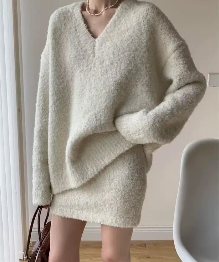 2025 hiver tricoté ensemble col en v poilu épais chaud pull jupe courte nouvel ensemble