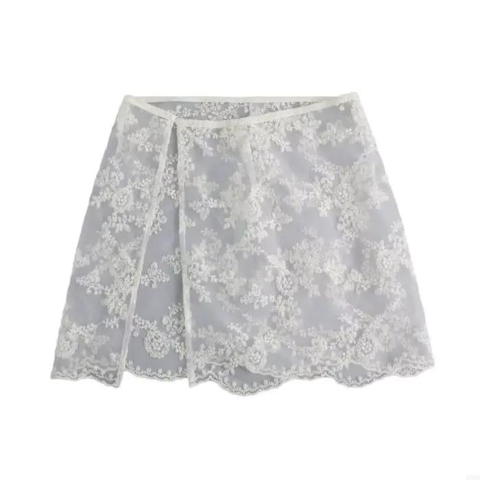 E56A Femmes coréennes à broderie fleur en dentelle courte jupe tablier
