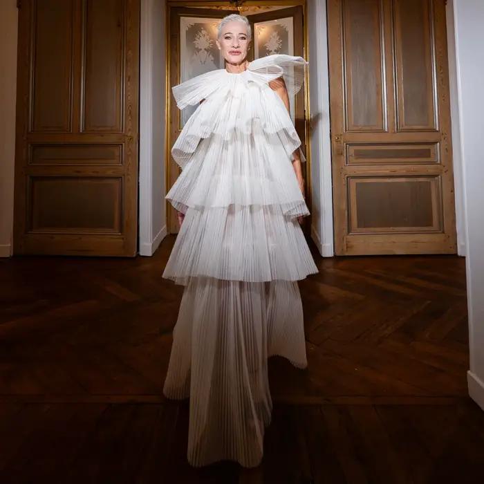 Robe de bal chic en tulle plissé à volants, col à volants ivoire, robe de soirée longue, robe de cér