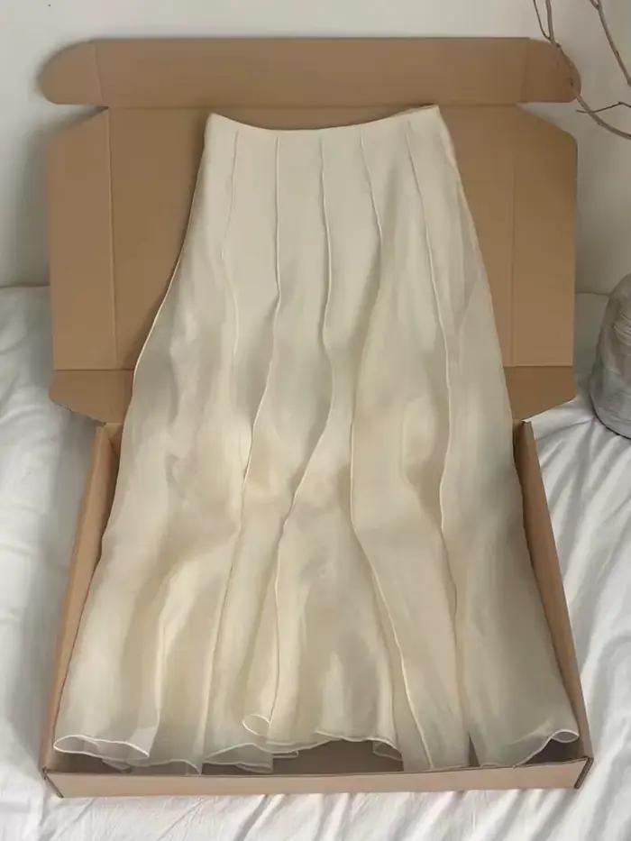 Jupe midi évasée rose cerisier pour femme, taille haute, coupe ajustée, avec empiècements et bordure
