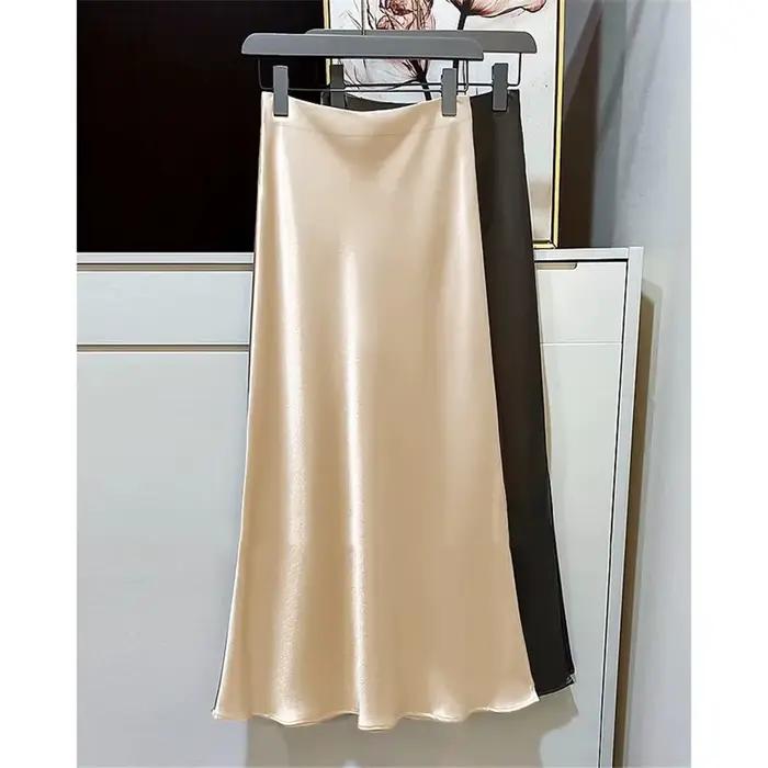 Jupe en satin noir taille haute pour femme
