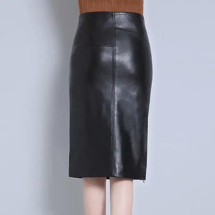 Jupe mi-longue en peau de mouton pour femme