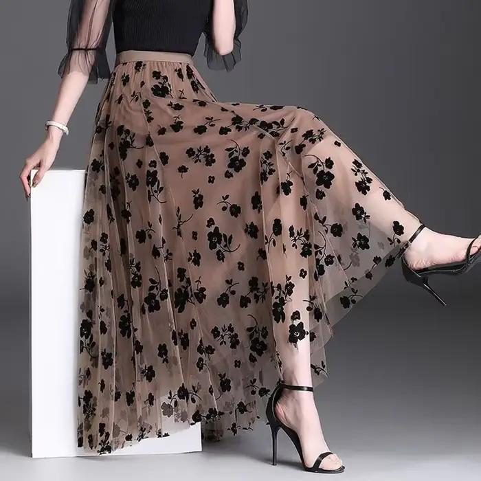 Jupe midi en tulle fleuri pour femme