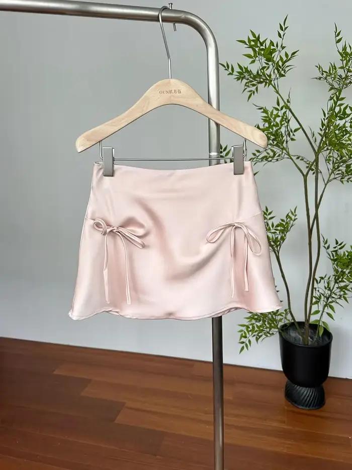 Jupe courte à nœud pour femme