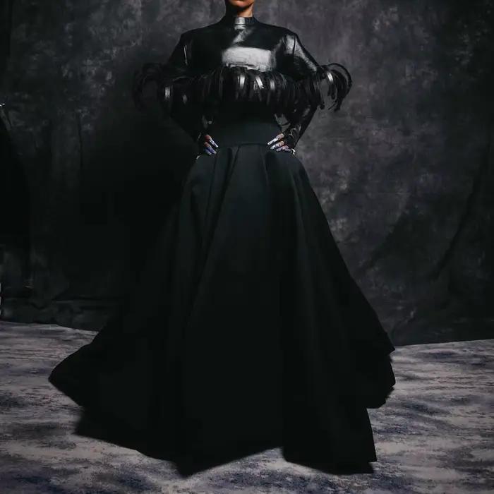 Nouveauté jupe en taffetas noir taille haute volants