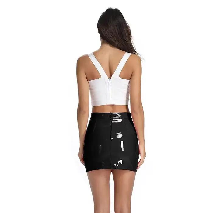 Mini jupe en faux latex pour femme