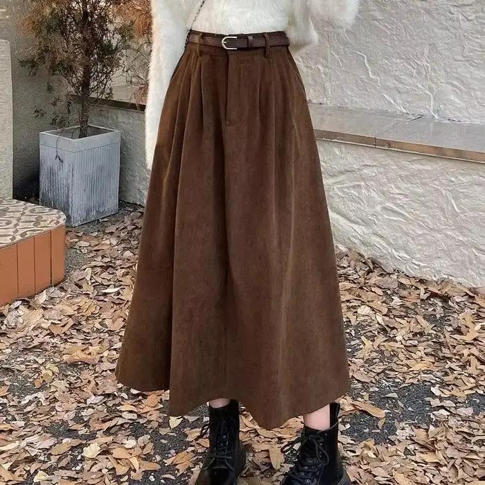 Jupe midi en velours côtelé pour femme