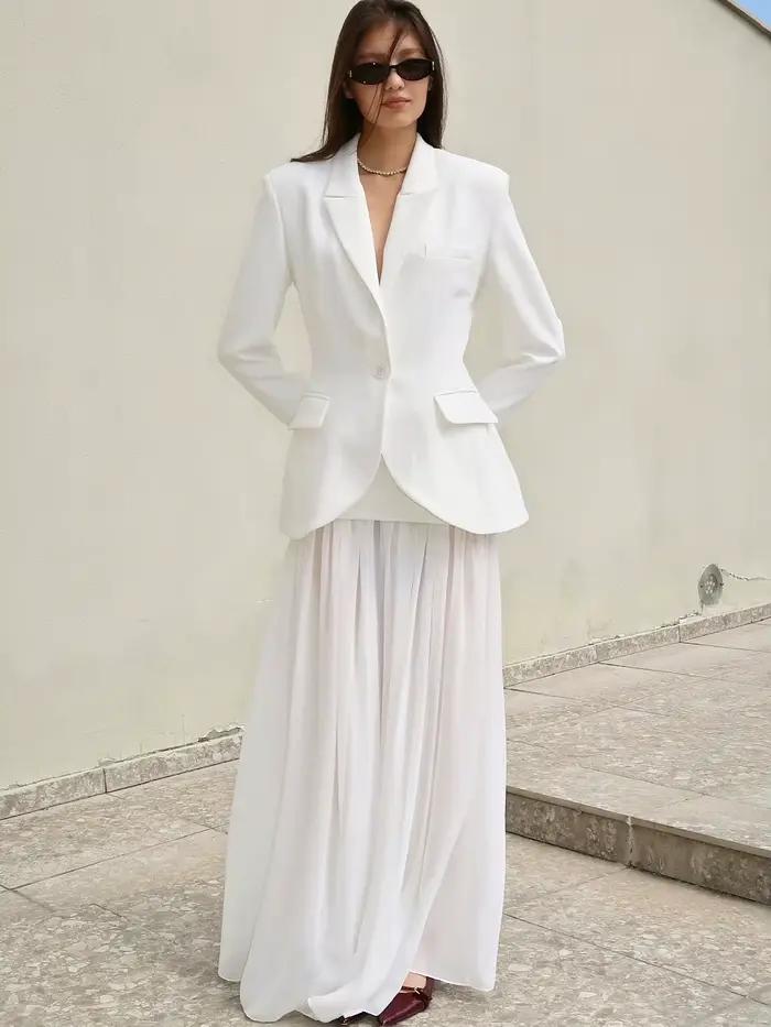Jupe blanche à empiècements pour femme