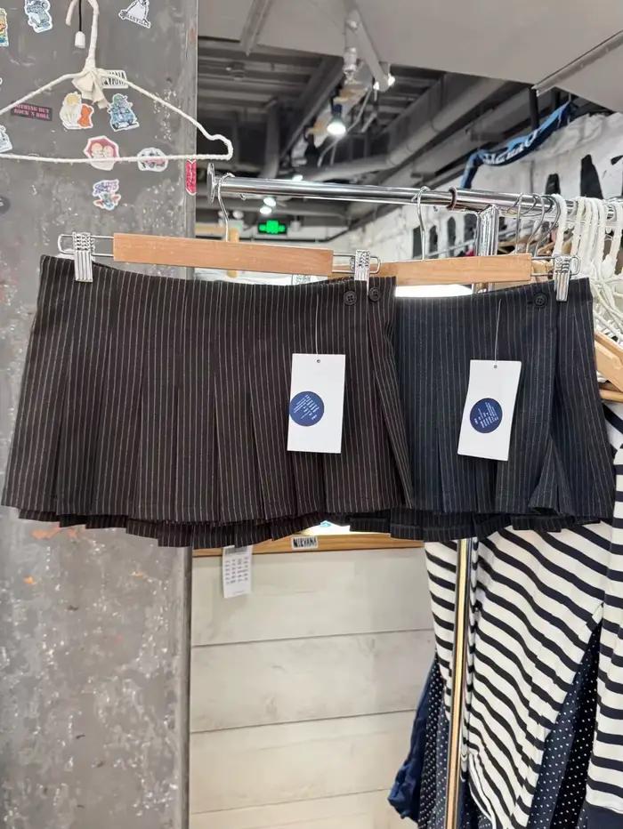 Mini jupe rayée Sexy taille basse pour femmes