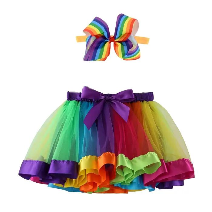 Mini jupe de fête avec épingle à cheveux