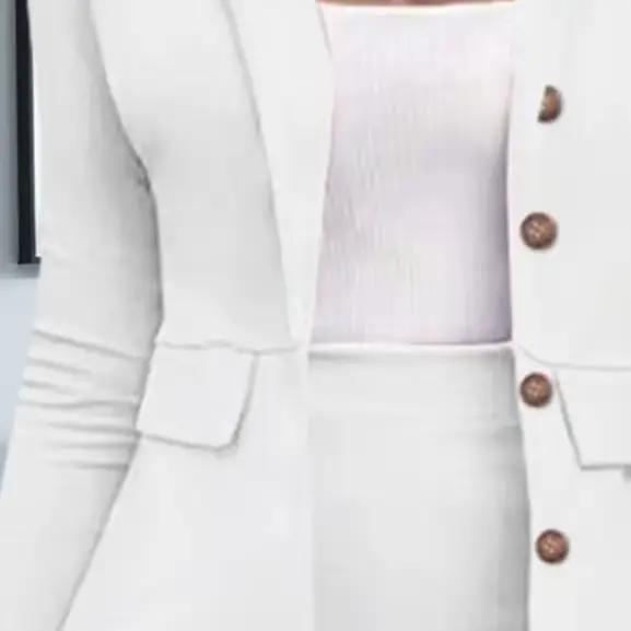 Ensemble de costume jupe d'affaires pour femmes