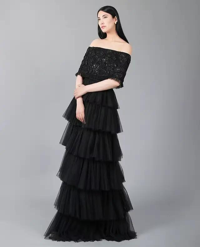 Jupes longues en tulle noir à volants