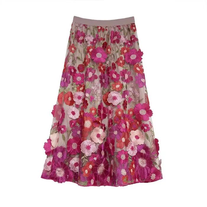 Jupe élégante en tulle brodé