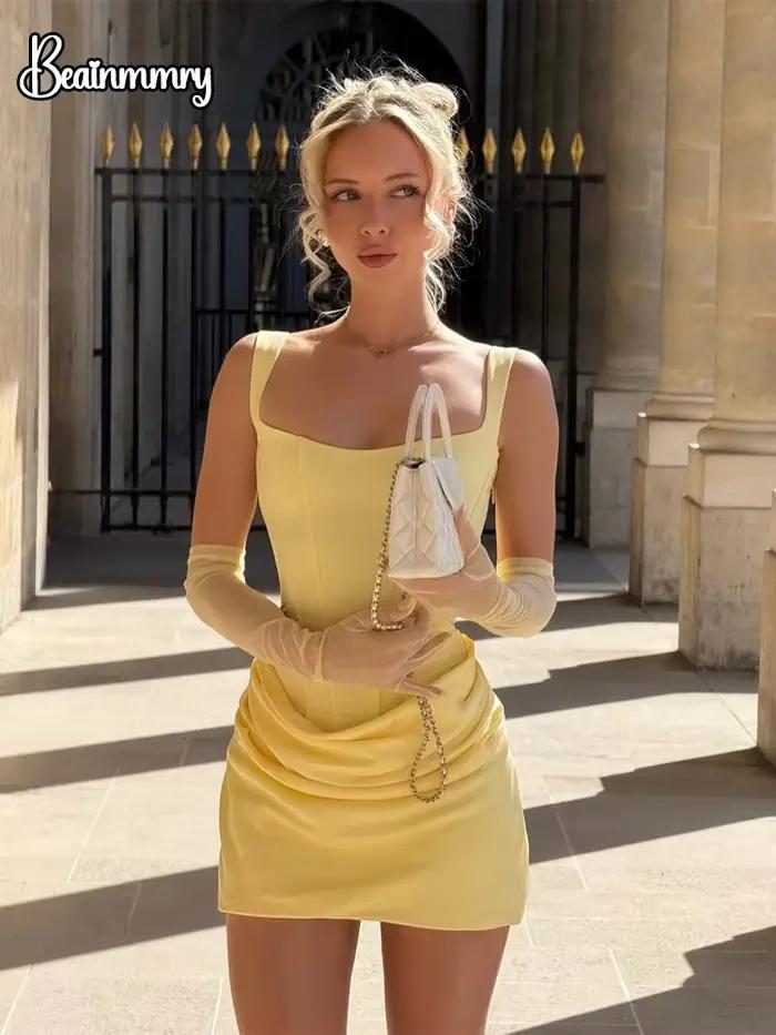 Mini robe Chic à ourlet plissé pour femmes, élégante, col en U, sans manches, dos nu, à bandes, Slim, nouvelle collection été 2025, robe de soirée pour dames
