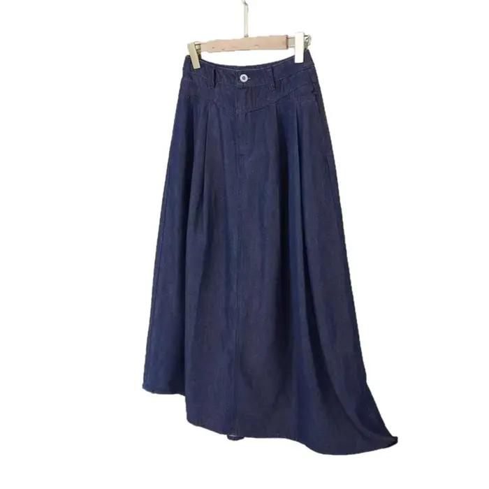 Jupe mi-longue élégante en denim plissée avec poches
