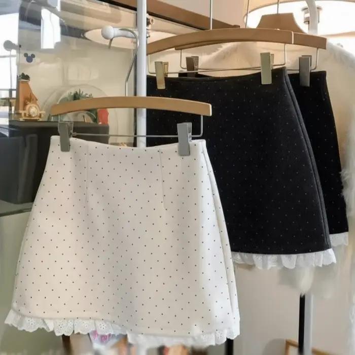 Jupe courte élégante et charmante taille haute à pois avec dentelle style rétro volants en dentelle jupe trapèze pour femme tenue d'été occassions spéciales
