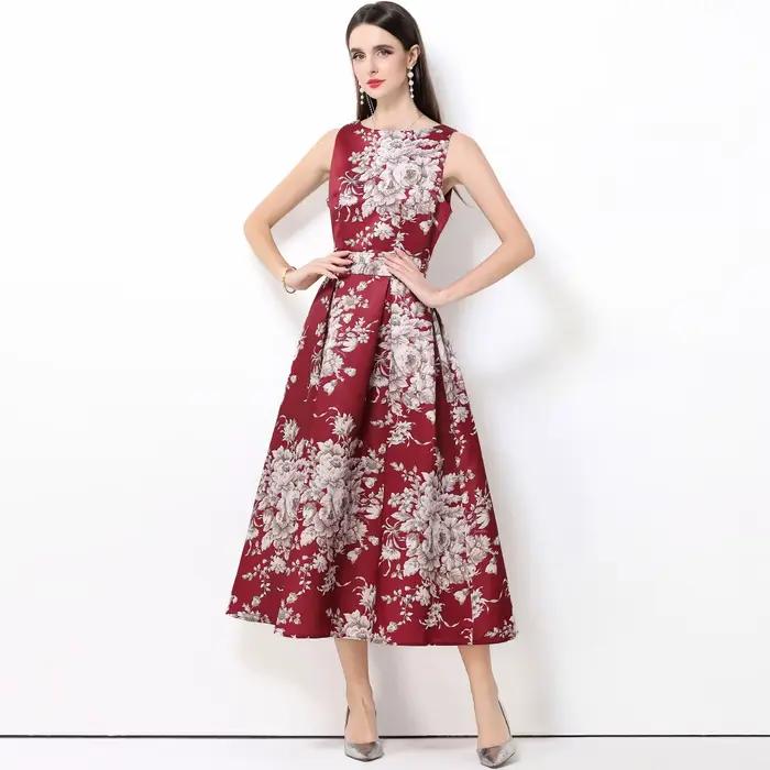 Robe longue élégante à fleurs pour femmes