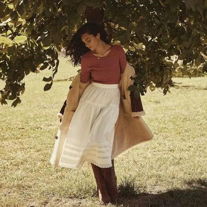 Jupe blanche bohème inspiration haute couture pour femmes mode printemps été coton fin mi-mollet silhouette élégante