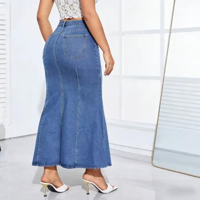 Jupe longue en denim bleu à volants