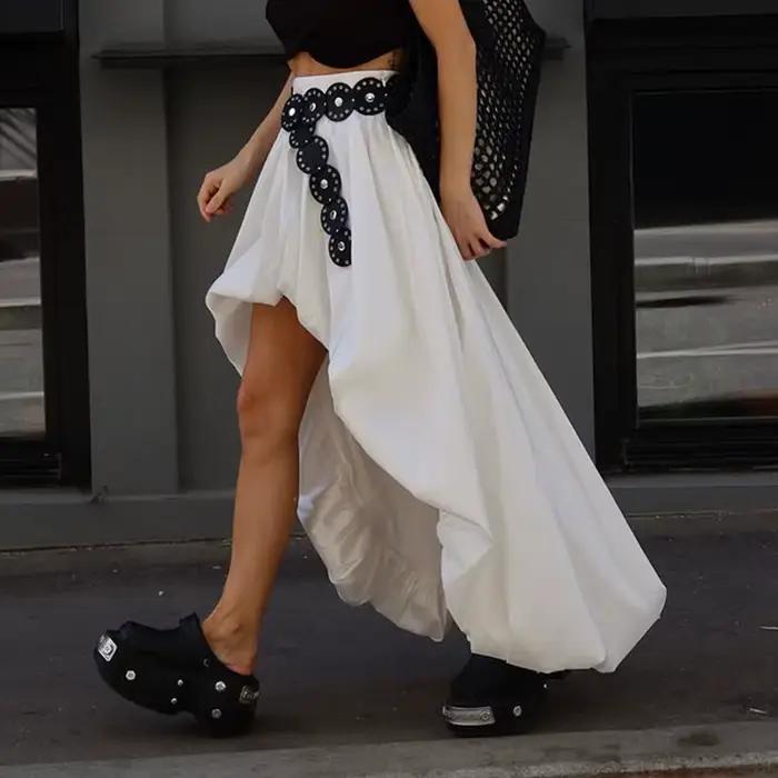 Jupe en pur coton, nouvelle collection printemps-été 2026
