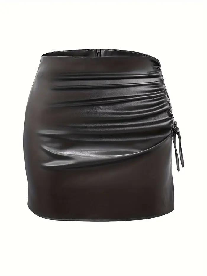 Mini-jupe noire en similicuir pour femme