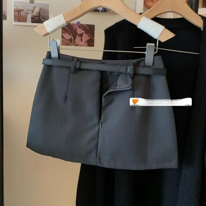 Jupe courte grise style coréen ajustée trapèze pour femme été confortable polyvalente occassions quotidiennes sorties bureau