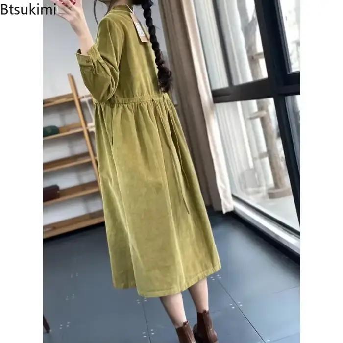Robe mi-longue en velours côtelé pour femmes