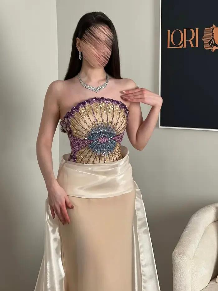 Jupe longue plissée en satin pour femme