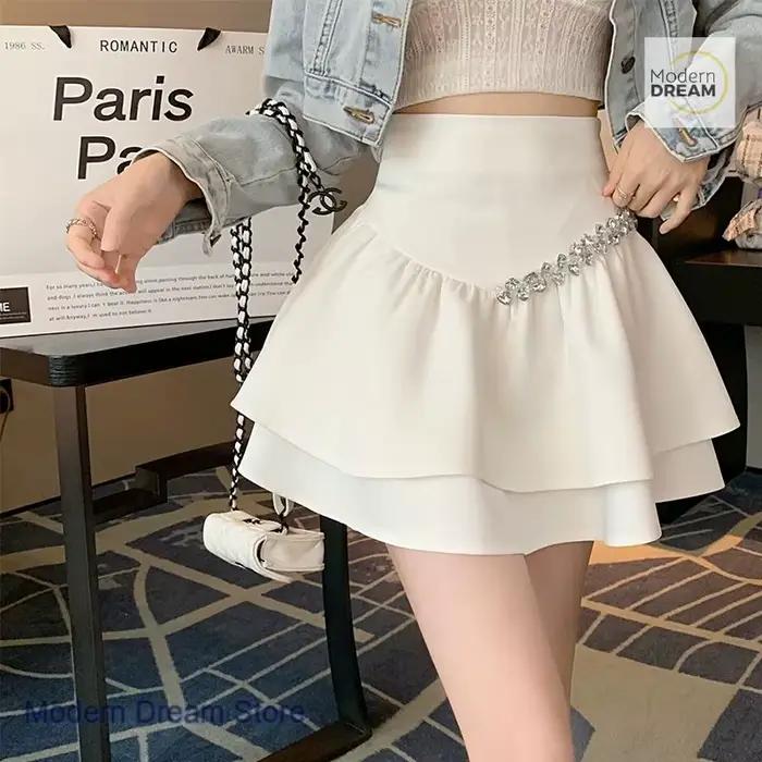 Jupe coréenne en tissu épais ornée de strass
