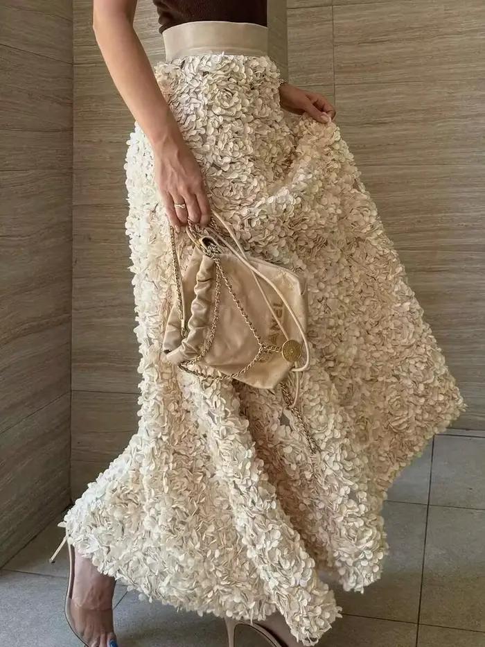 Robe de soirée élégante en acétate et lin pour femmes, design vintage, mini longueur, idéale pour cérémonies et soirées de gala