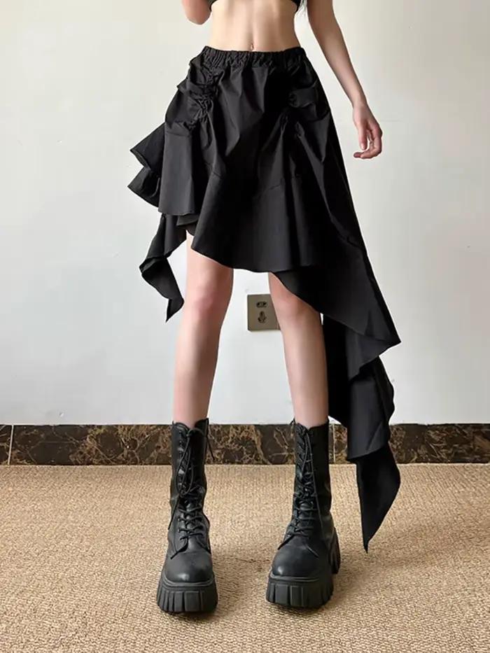 [EAM] taille haute élastique noir conception irrégulière volants Mini demi-corps jupe femmes mode marée nouveau printemps automne 2026 1DJ0530
