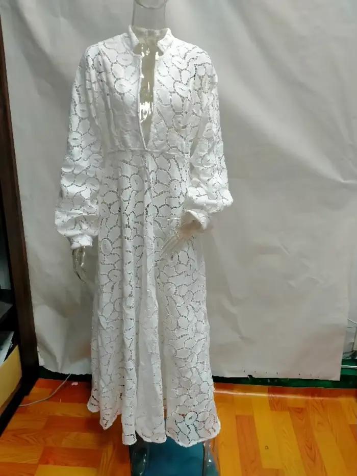 Robe Longue Blanche Élégante pour Femme Style Boho Maxi Ajustement Doux et Extensible Occasions Spéciales et Vacances