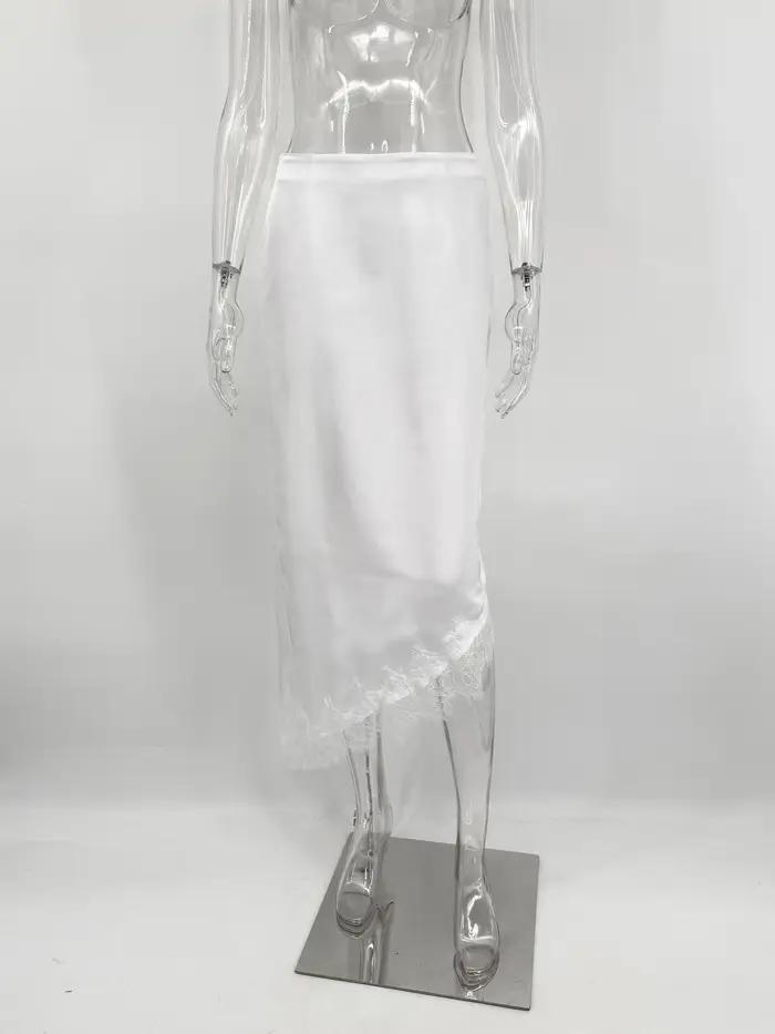 Jupe en satin et dentelle pour femme