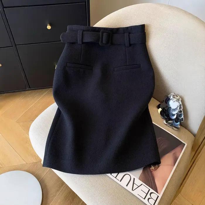 Mini jupe élégante en laine pour femmes