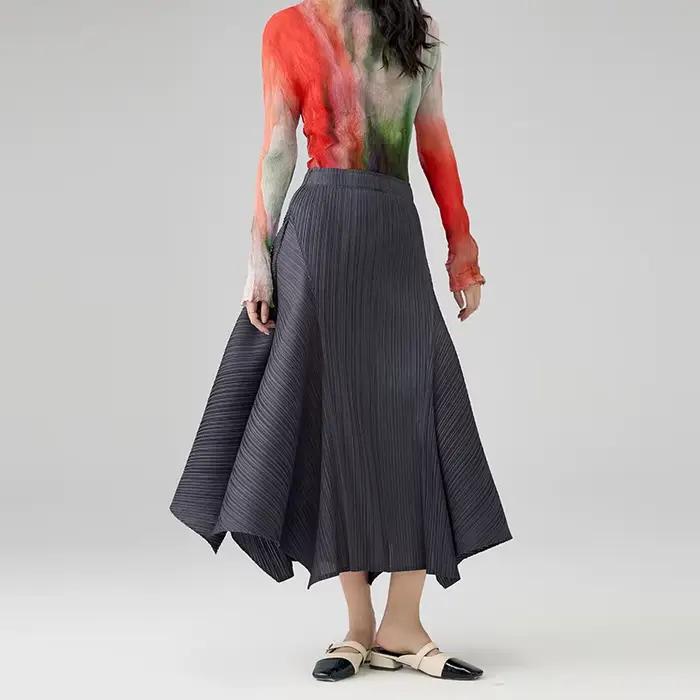 Jupe plissée irrégulière Miyake