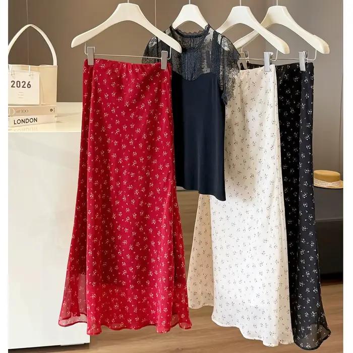 Jupe florale rouge pour femme