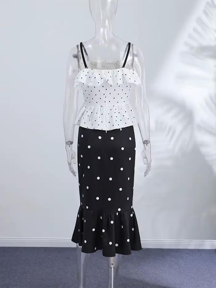 Ensemble jupe et haut élégant à pois pour femmes, tailleurs chic pour l'été 2026, styles modernes et décontractés, occassions formelles et informelles ```