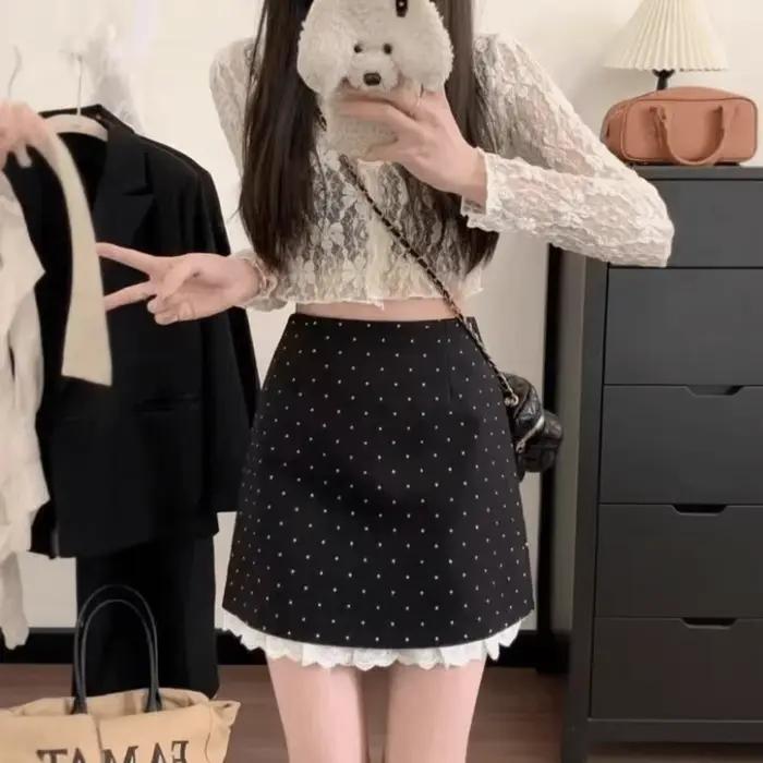 Jupe courte élégante et charmante taille haute à pois avec dentelle style rétro volants en dentelle jupe trapèze pour femme tenue d'été occassions spéciales