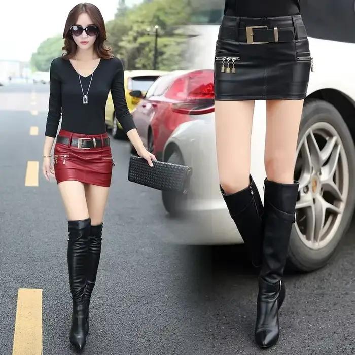 Jupe courte en cuir grande taille pour femme
