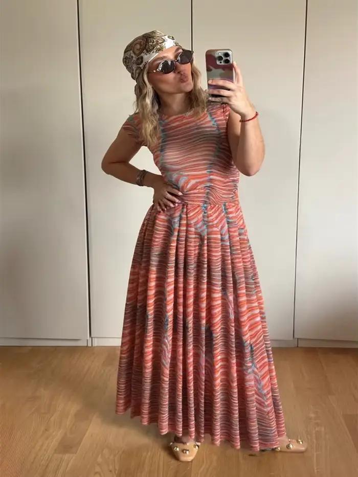 Robe longue plissée pour femmes