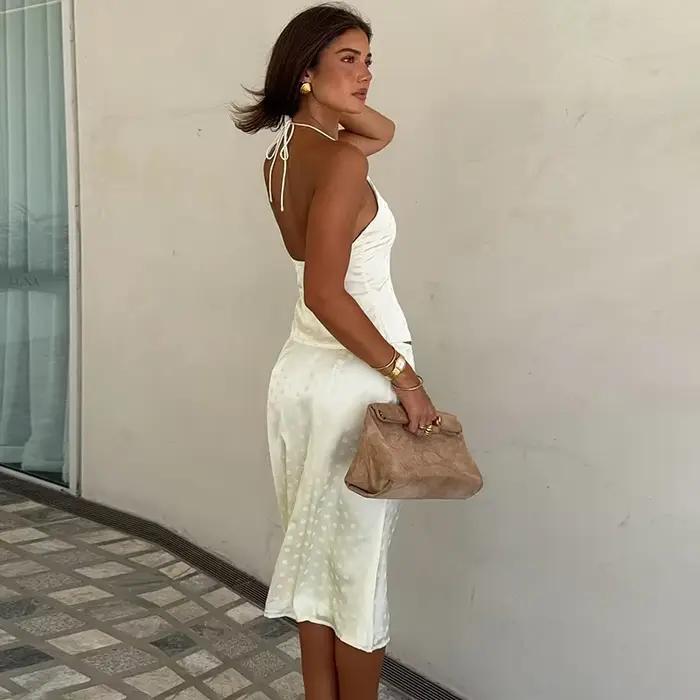 Nouvel ensemble sexy 2 pièces été 2026 pour femme : haut dos nu à fines bretelles et jupe slim à pois – Tenue décontractée pour les vacances