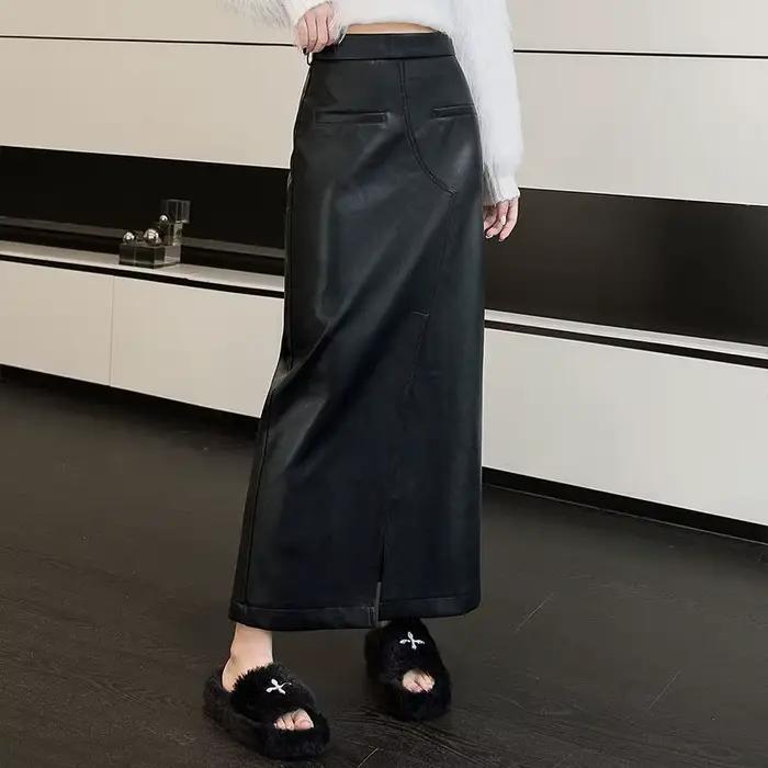 Jupe longue en cuir automne-hiver 2026