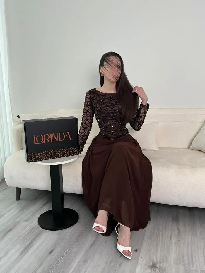 Nouvelle Arrivée 2026 Jupe Longue Femme Taille Haute Coupe Trapèze Élégante en Satin et Mousseline pour Soirée Marron