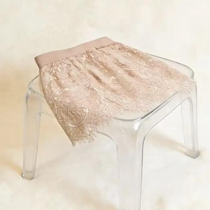 Mini-jupe sexy en dentelle transparente