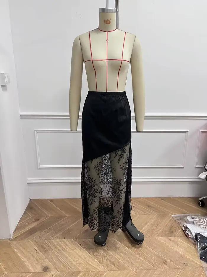 Jupe longue en dentelle noire fluide et élégante pour femmes, style bohème, idéale pour fêtes et soirées romantiques