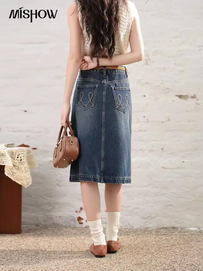 Jupe trapèze en denim avec poches brodées