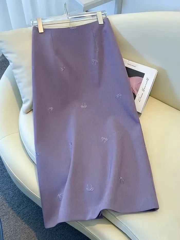 Jupe Chic Femme de Bureau, Coupe Ajustée, Fendue, Broderie Nœud, Tendance 2026