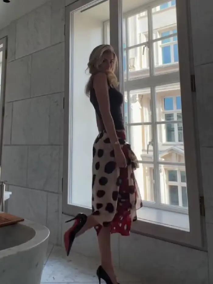 Jupe midi bohème à pois pour femme